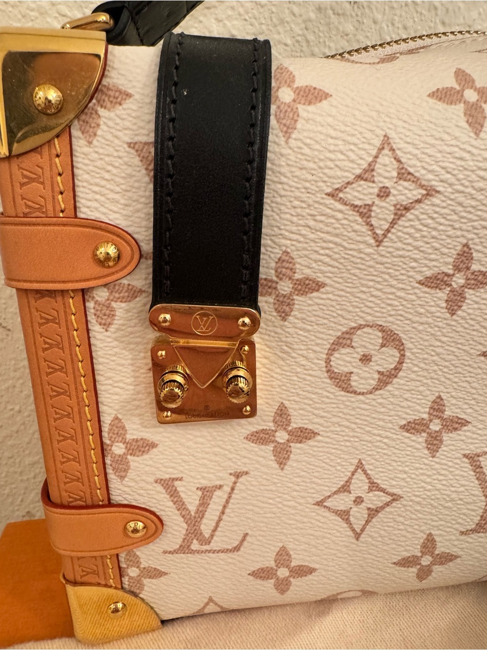 Louis Vuitton Side Trunk PM Monogram White brown Black Bag - Picture 3 of 16